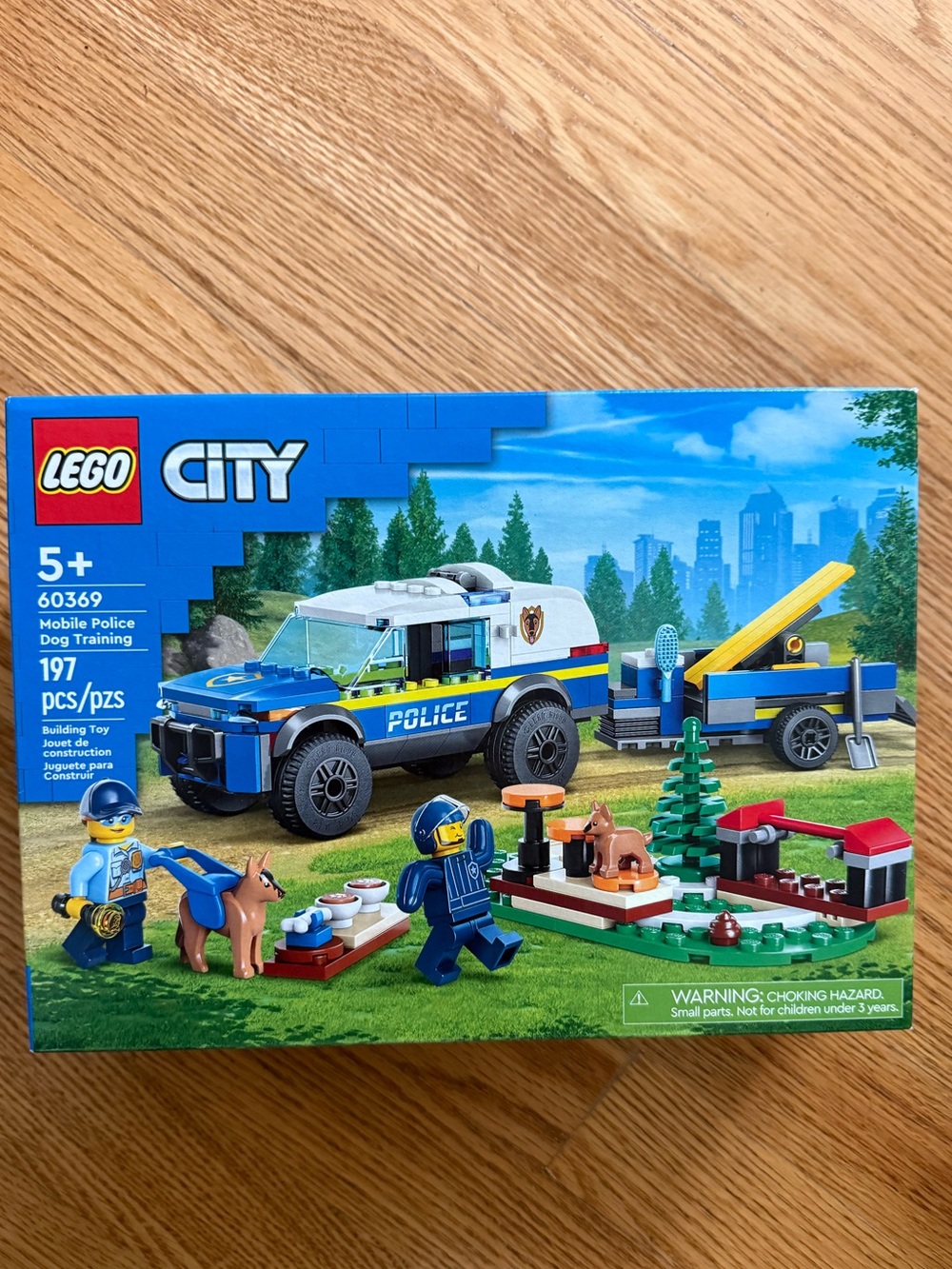 Lego City Blue and White Police Mobile Dog Training Set with Trailer